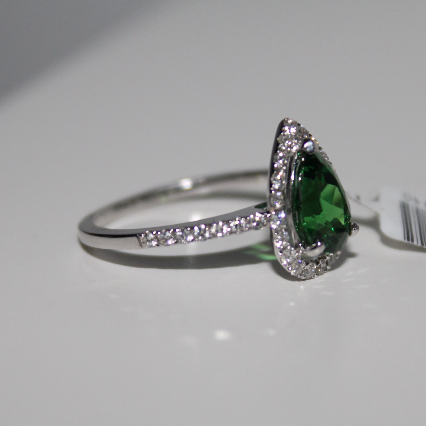 Tsavourite Ring