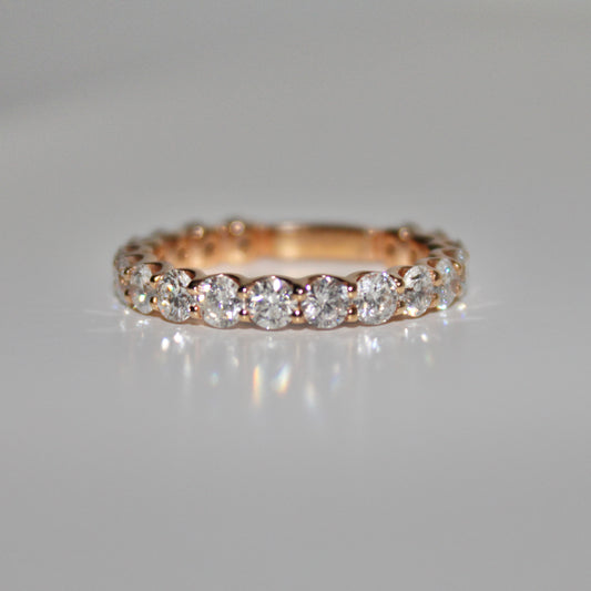Round Diamond Wedding Band