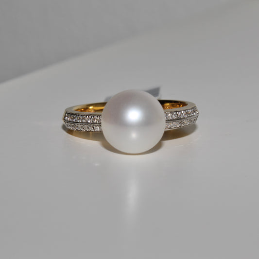 Pearl Ring