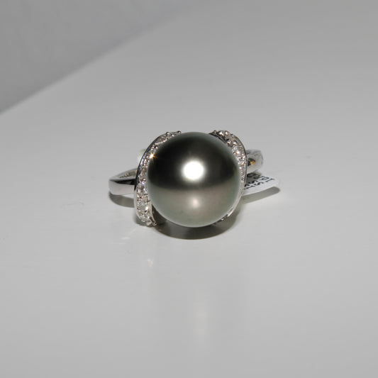 Pearl Ring